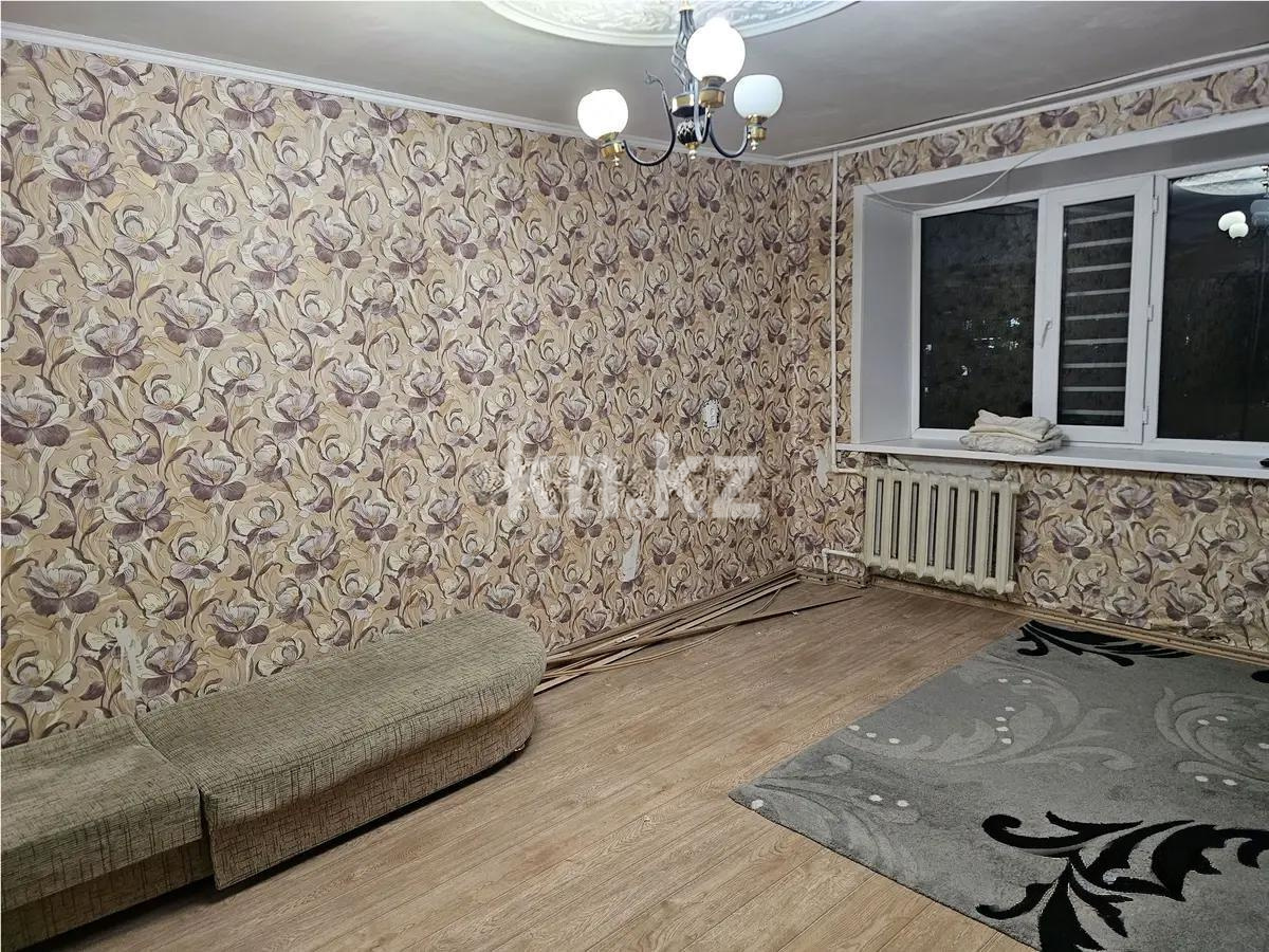 Продажа 1-комнатной квартиры, 30 м², 15-й мкр., дом  7 - Продажа квартир в Караганде фото 1 из 4