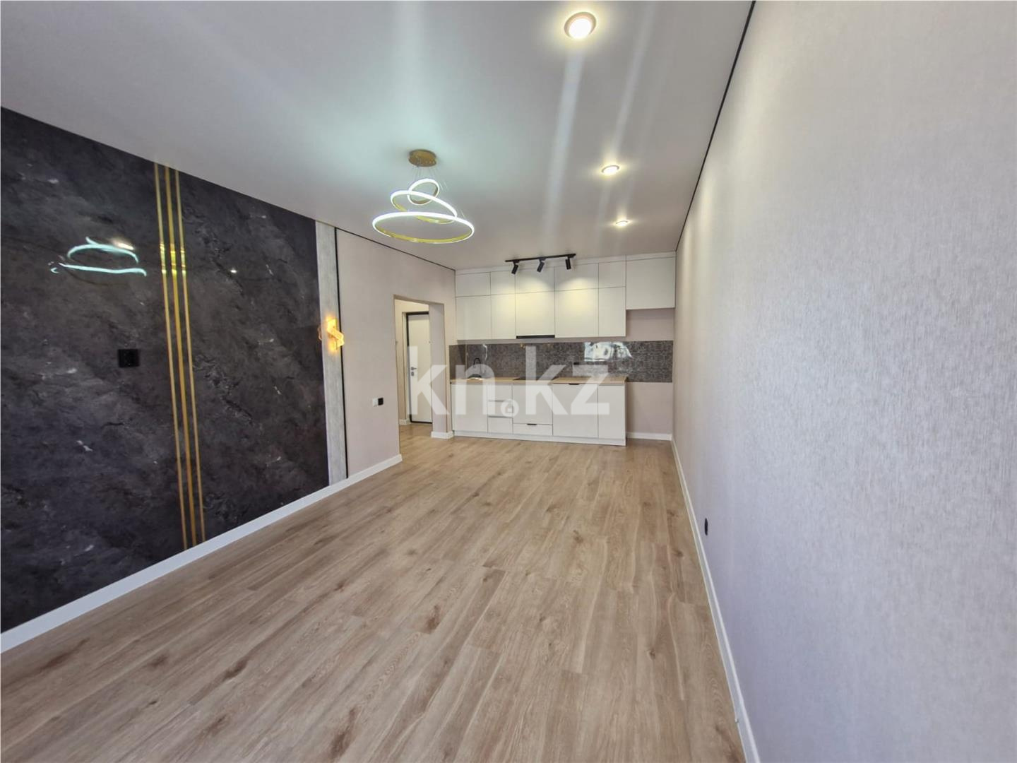 Продажа 2-комнатной квартиры, 41 м², ул. Е-509, дом  7 - Продажа квартир в Астане с фото фото 1 из 7