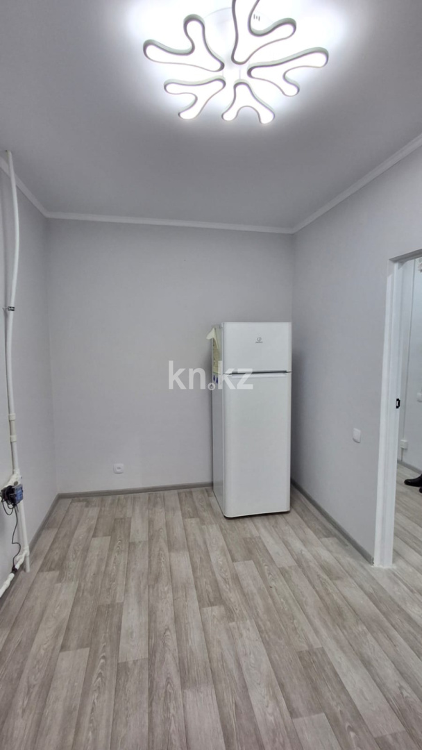 Продажа 1-комнатной квартиры, 46.5 м² - Недвижимость в Уральске - страница 2 фото 5 из 14