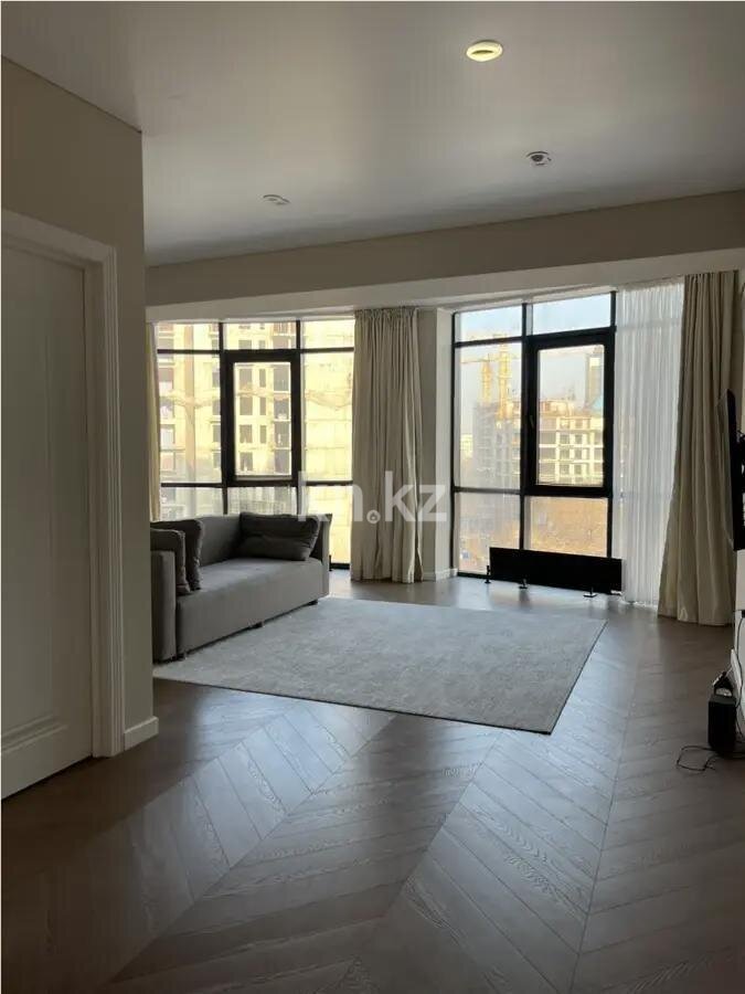 Продажа 2-комнатной квартиры, 64 м² в Алматы