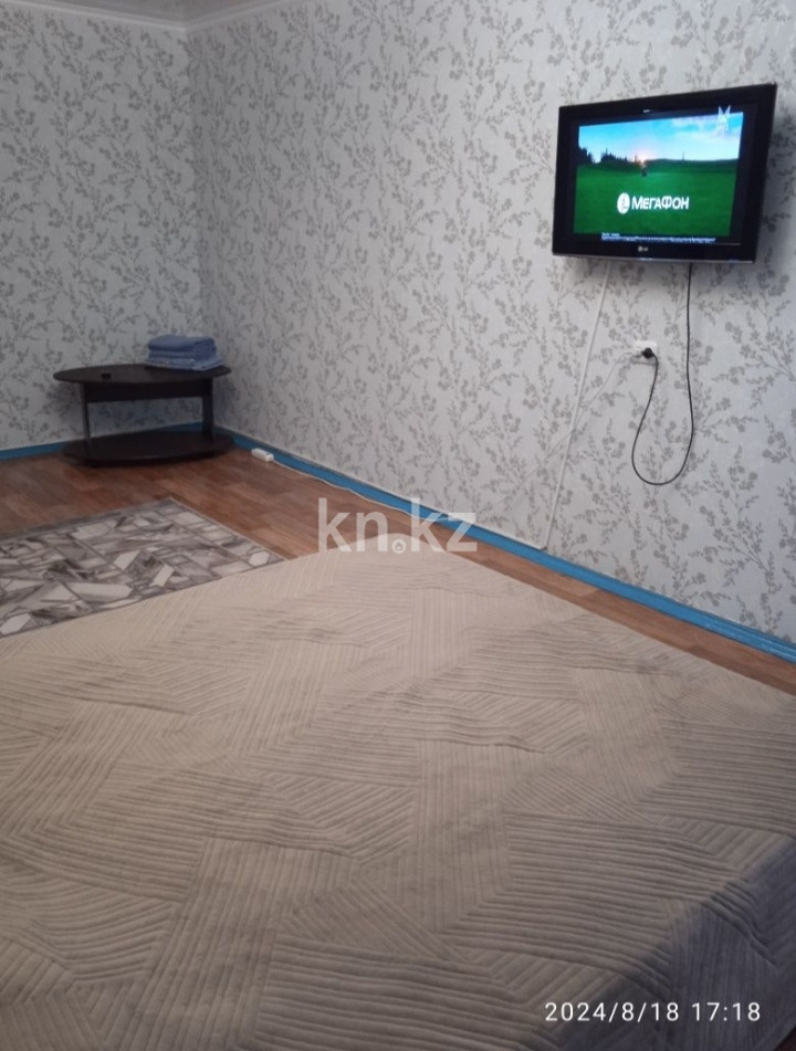 Аренда 1-комнатной квартиры посуточно, 36 м², пр. Республики, дом  69 - Аренда жилой и коммерческой недвижимости в Темиртау фото 2 из 8