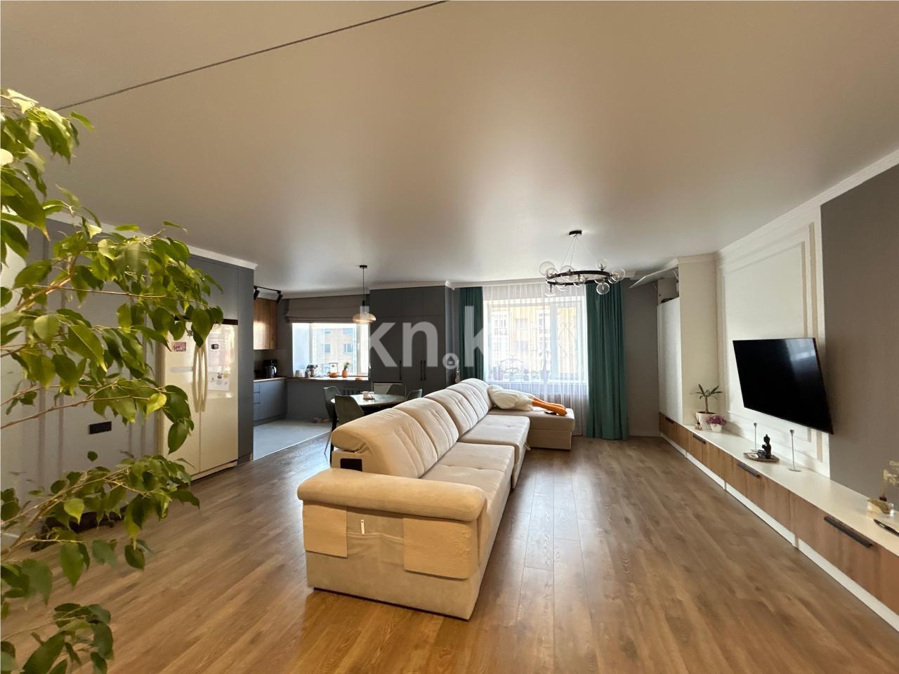 Продажа 4-комнатной квартиры, 105 м², ул. Иманбаевой - Продажа квартир в Астане фото 15 из 19