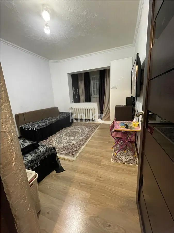Продажа 1-комнатной квартиры, 35 м², мкр-н Аксай-3, дом  21 - Продажа квартир в Алматы фото 1 из 4