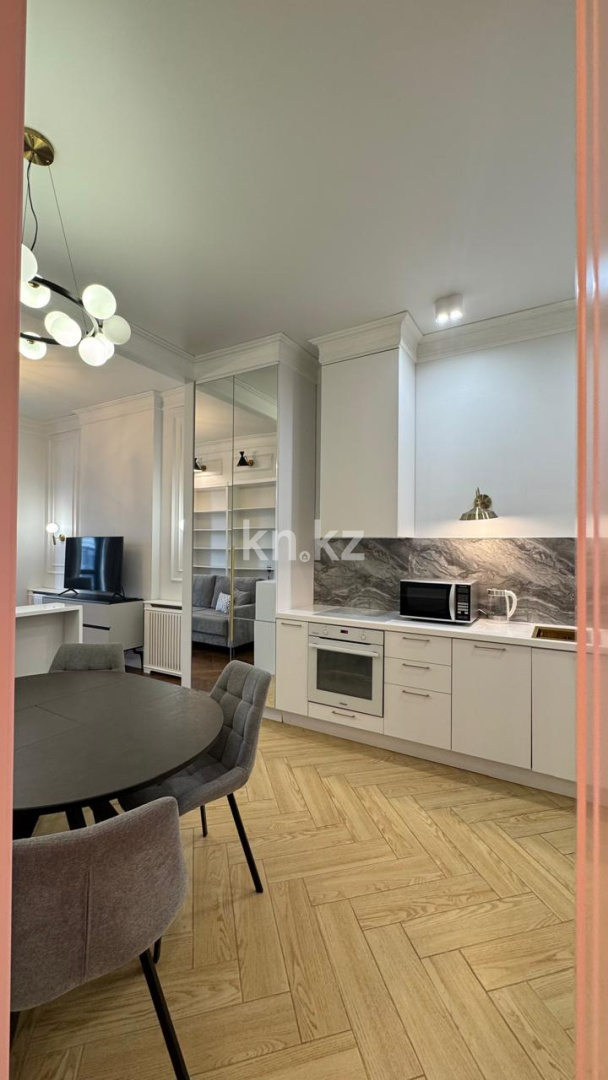 Аренда 2-комнатной квартиры, 60 м² - Аренда двухкомнатных квартир помесячно в Алматы фото 13 из 21