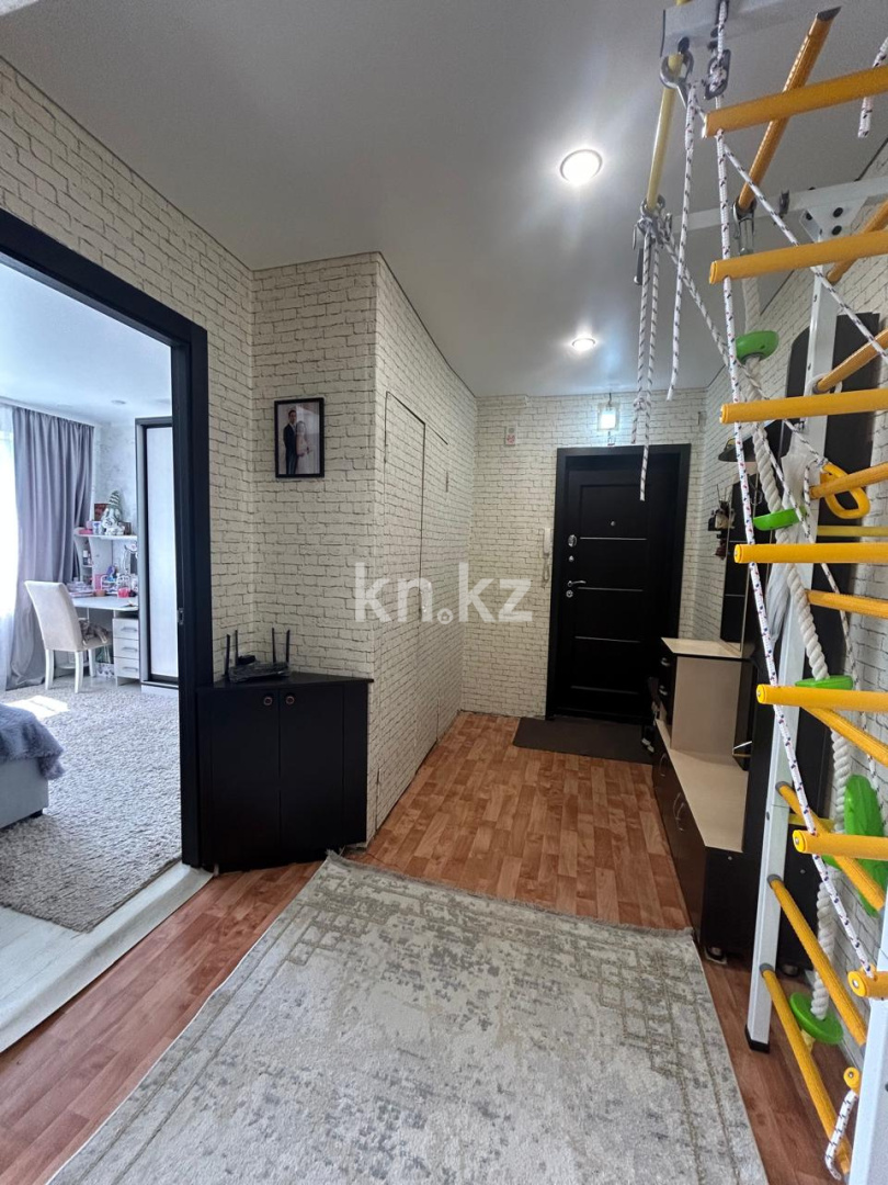 Продажа 2-комнатной квартиры, 52.5 м² - Продажа квартир в Усть-Каменогорске фото 6 из 14