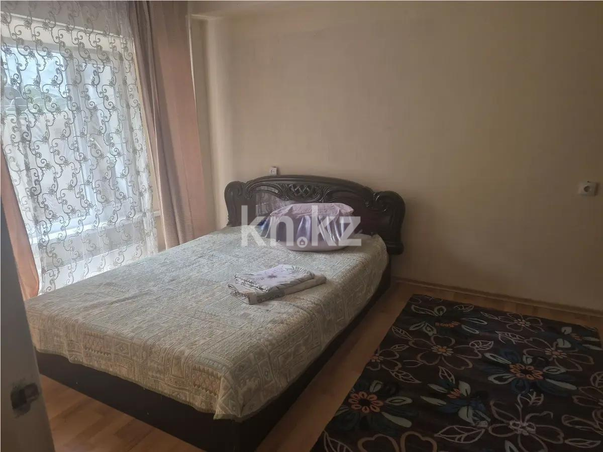 Продажа 1-комнатной квартиры, 32 м², пр. Абылай хана, дом  13 - Продажа и аренда недвижимости в Алматы фото 1 из 4