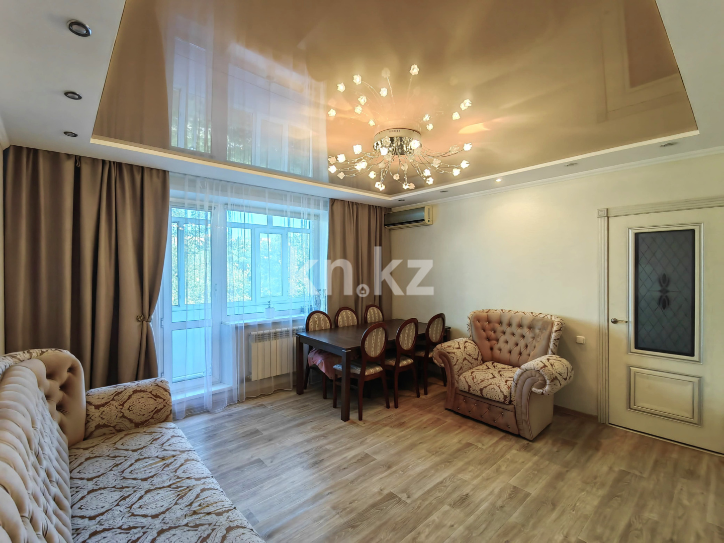 Продажа 3-комнатной квартиры, 62 м², ул. Дюсембекова, дом  34 - Продажа квартир в Караганде фото 1 из 33