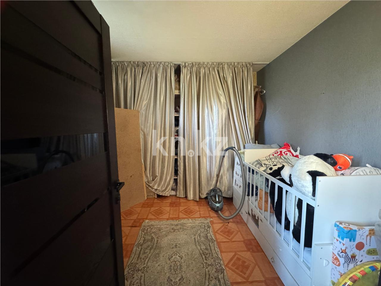 Продажа 3-комнатной квартиры, 48 м², ул. 6-й мик-н в Темиртау - фото 4