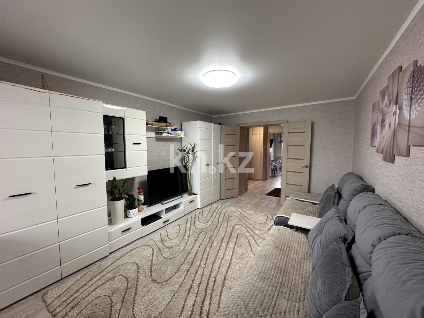 Продажа 3-комнатной квартиры, 58.4 м² - Продажа квартир в Караганде - страница 2 фото 4 из 30