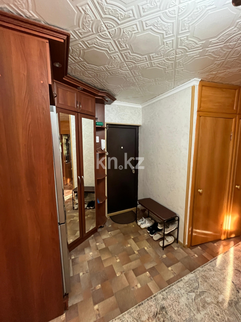 Продажа 3-комнатной квартиры, 62 м², пр. Республики, дом  38 - Продажа квартир в Караганде фото 8 из 14
