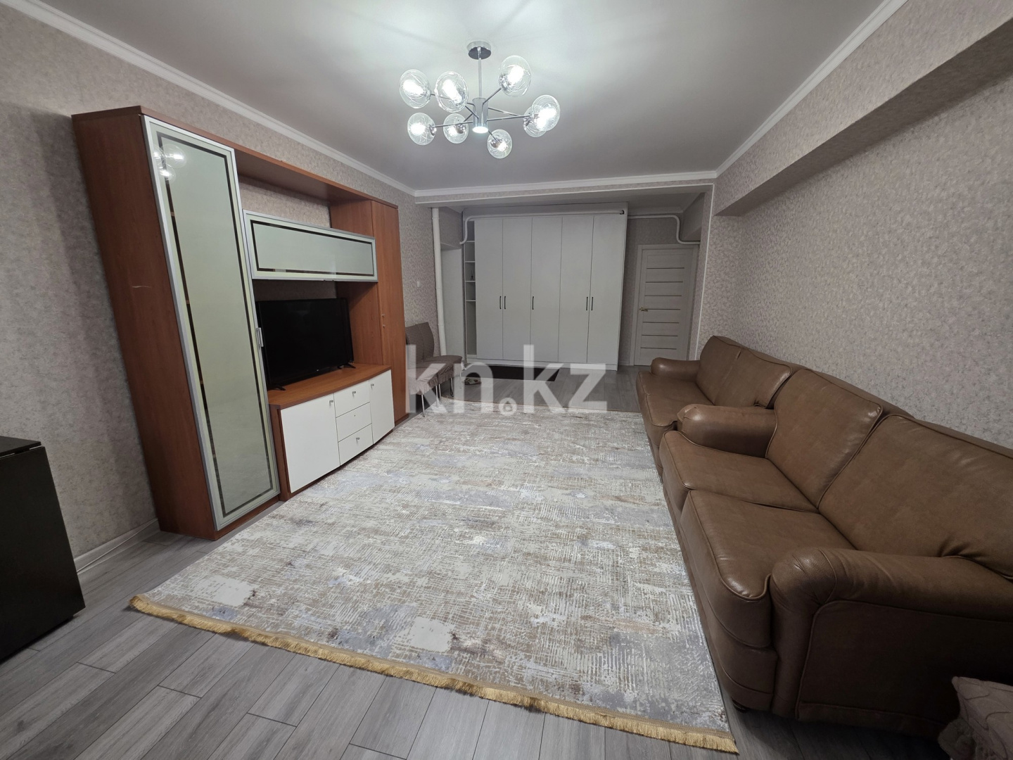 Аренда 3-комнатной квартиры, 55 м² - Аренда трехкомнатных квартир помесячно в Алматы фото 1 из 13