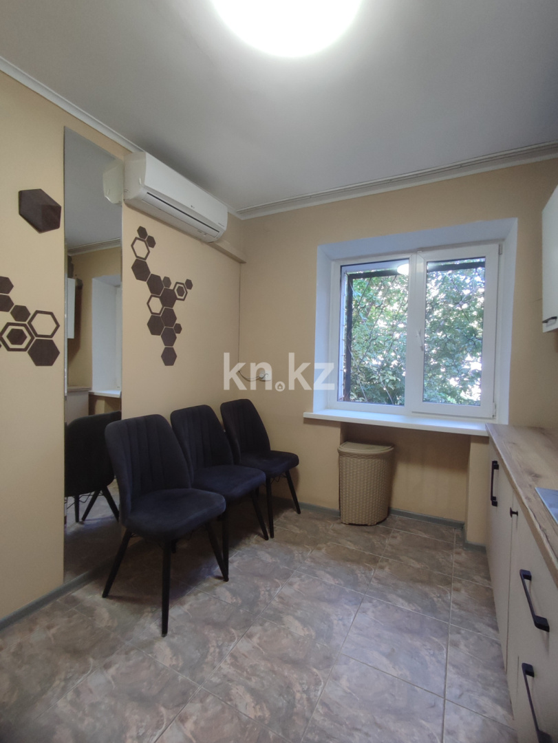 Продажа 2-комнатной квартиры, 46 м², ул. Алиханова, дом  10а в Караганде - фото 4
