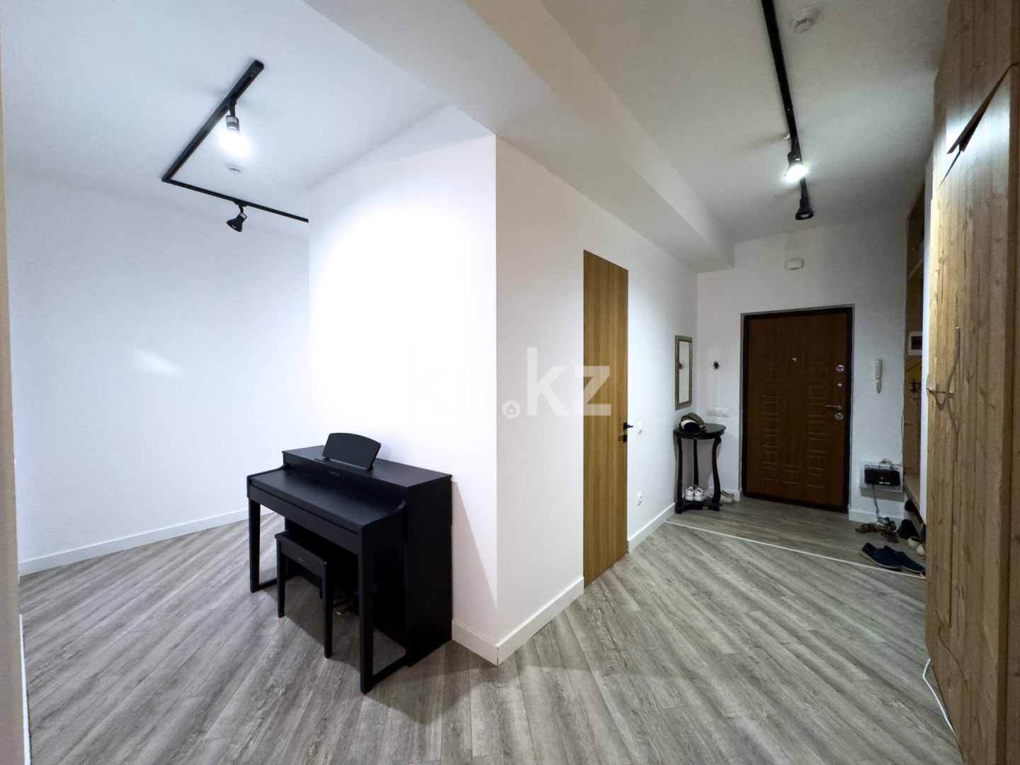 Продажа 4-комнатной квартиры, 130.2 м² в Астане - фото 10