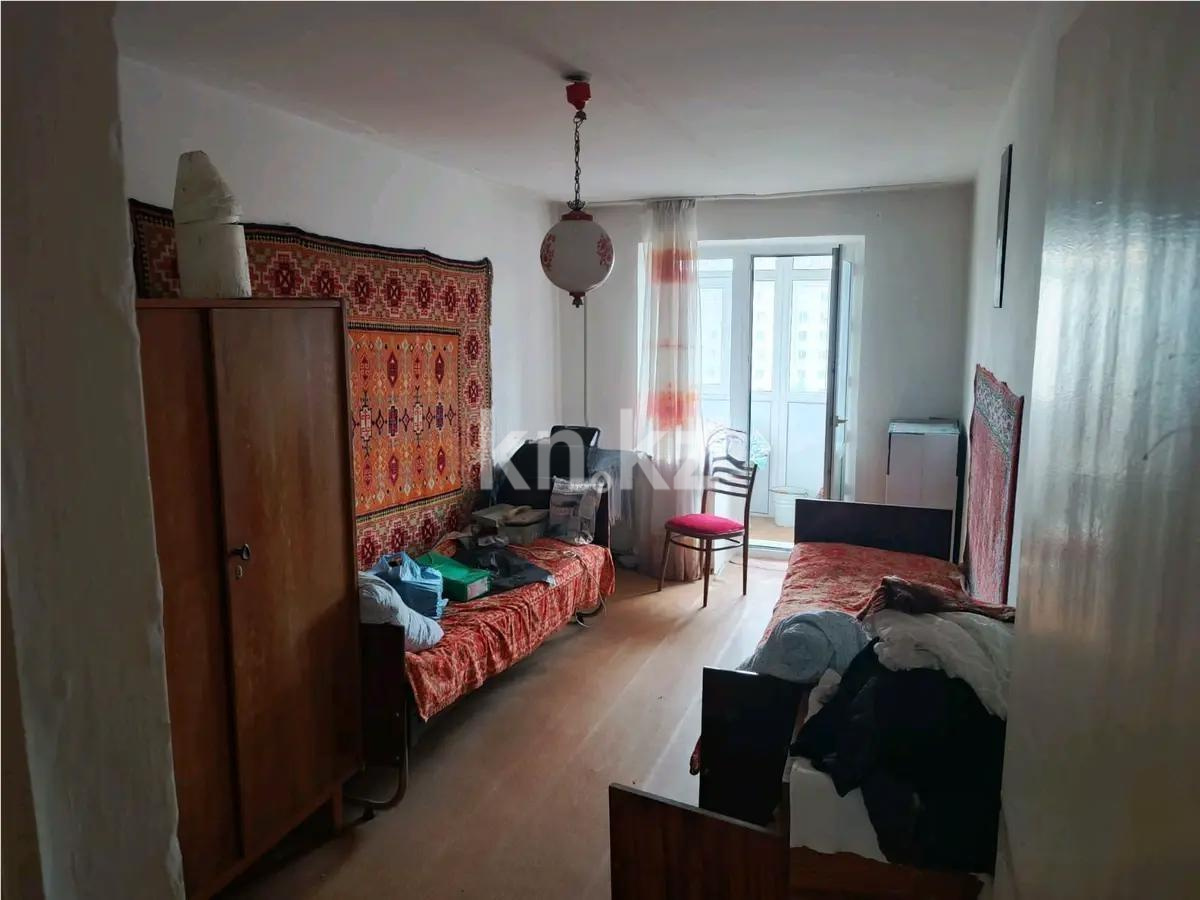 Продажа 3-комнатной квартиры, 60 м², мкр-н Восток-1, дом  2 - Продажа  трехкомнатных квартир в Караганде фото 1 из 5