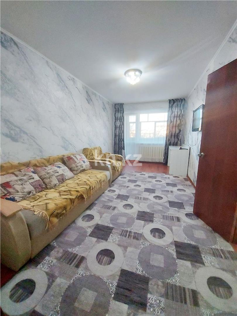Продажа 2-комнатной квартиры, 44 м², мкр-н 16, дом  20 - Продажа  двухкомнатных квартир в Караганде фото 1 из 9