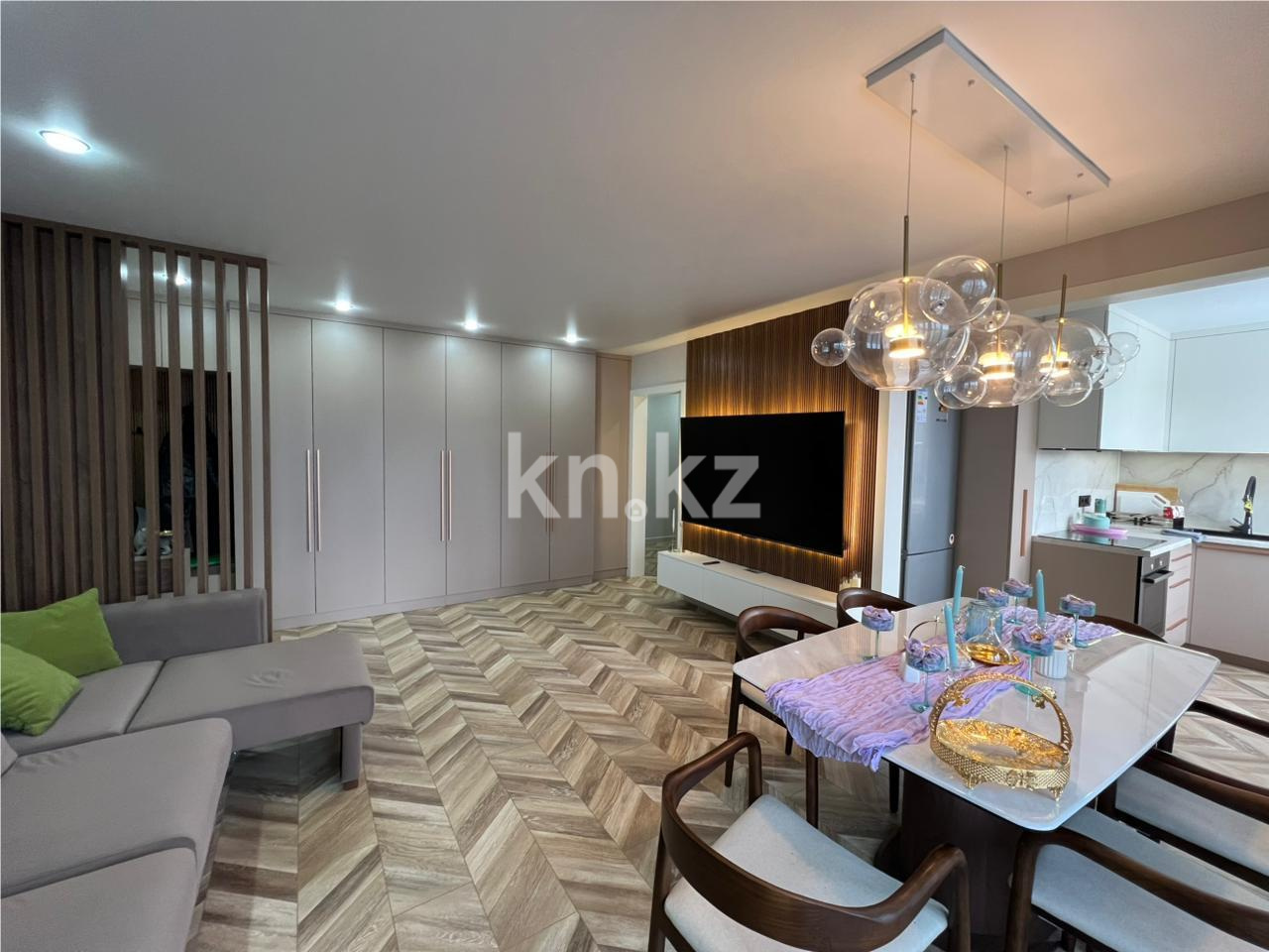 Продажа 4-комнатной квартиры, 76 м² в Караганде