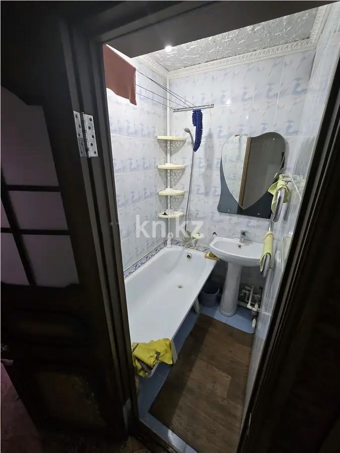 Продажа 3-комнатной квартиры, 58 м², ул. Абая, дом  28 - Продажа квартир в Темиртау без посредников фото 7 из 10