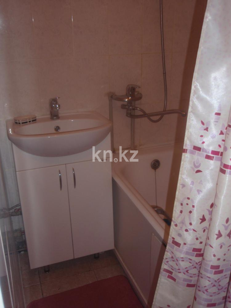 Аренда 2-комнатной квартиры посуточно, 54 м², ул. Мухита, дом  134 - Аренда жилой и коммерческой недвижимости в Уральске фото 5 из 5