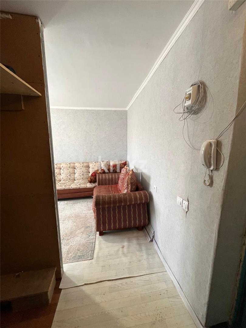 Продажа 2-комнатной квартиры, 41 м², мкр-н 17, дом  46 в Караганде - фото 6