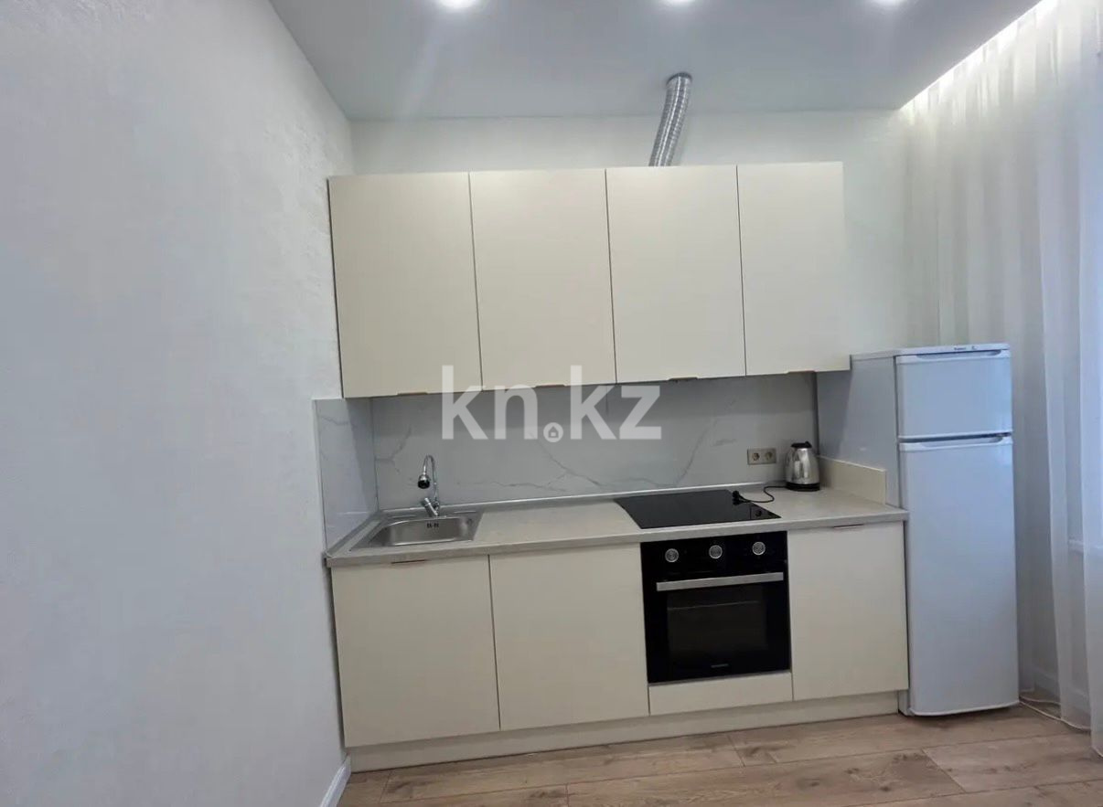 Аренда 1-комнатной квартиры, 43 м², ул. Толе би, дом  35/1 - ул. Бухар жырау - Аренда  однокомнатных квартир помесячно в Астане фото 2 из 11