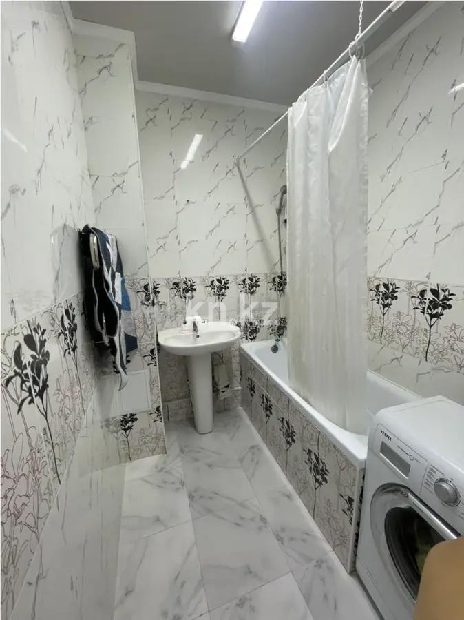 Продажа 3-комнатной квартиры, 78 м², ул. Караменде Би Шакаулы, дом  9 в Астане - фото 4