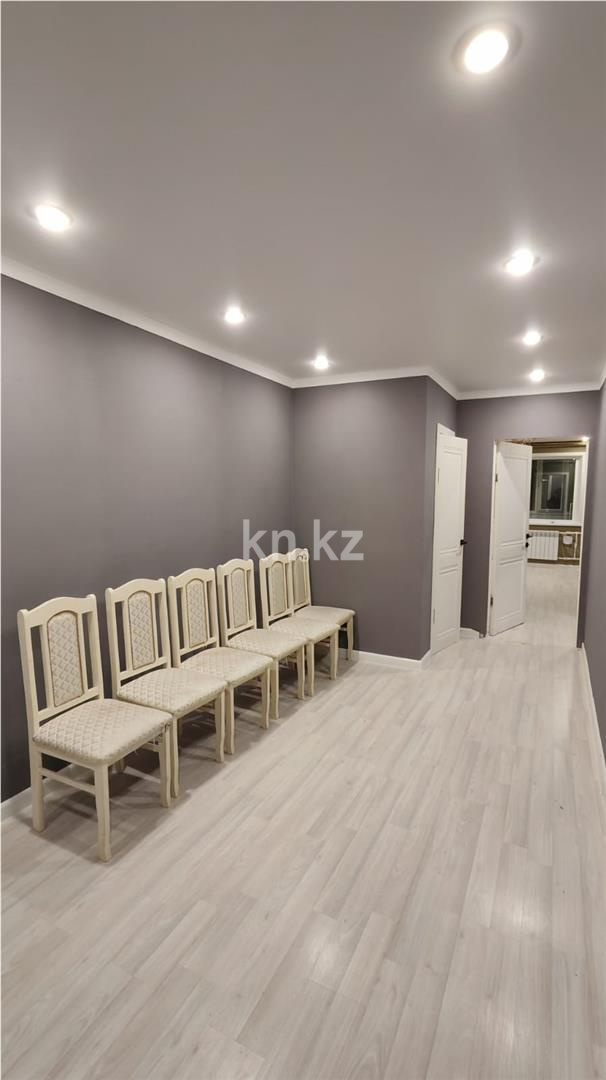 Продажа 2-комнатной квартиры, 43 м², ул. Сатыбалдина - Продажа  двухкомнатных квартир в Караганде с фото фото 7 из 17