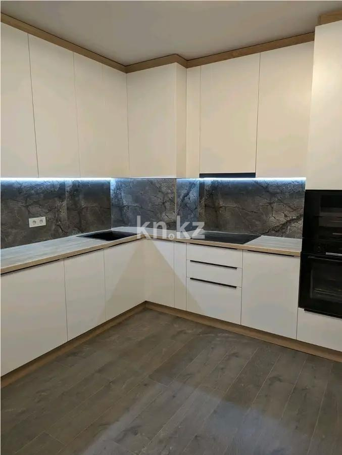 Продажа 3-комнатной квартиры, 81 м², пр. Назарбаева, дом  28а/4 в Алматы - фото 5