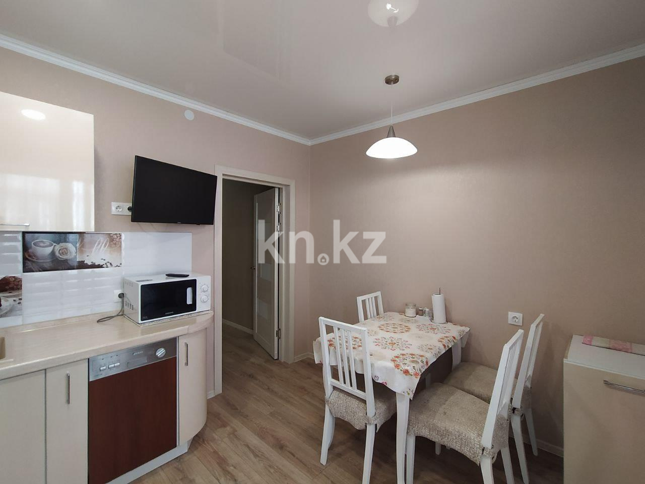 Продажа 2-комнатной квартиры, 67 м², пр. Республики - Продажа  двухкомнатных квартир в Караганде фото 8 из 14