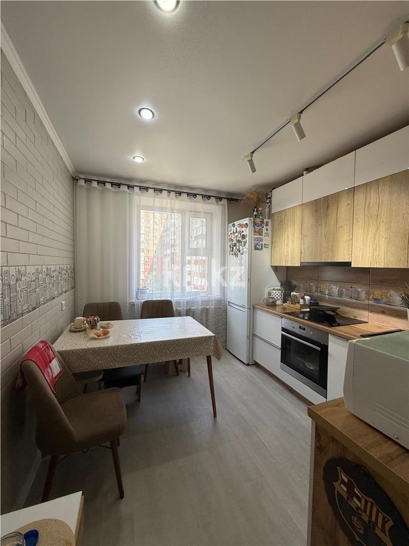 Продажа 3-комнатной квартиры, 63 м² - Продажа трехкомнатных квартир в панельном доме в Казахстане - страница 22 фото 9 из 15