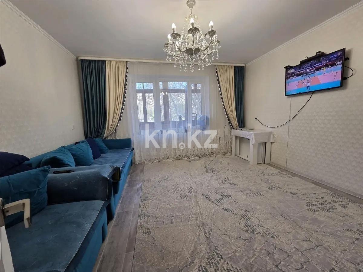 Продажа 4-комнатной квартиры, 78 м², пр. Республики, дом  30/2 - Продажа четырехкомнатных квартир в Караганде на Юго-Востоке фото 1 из 9