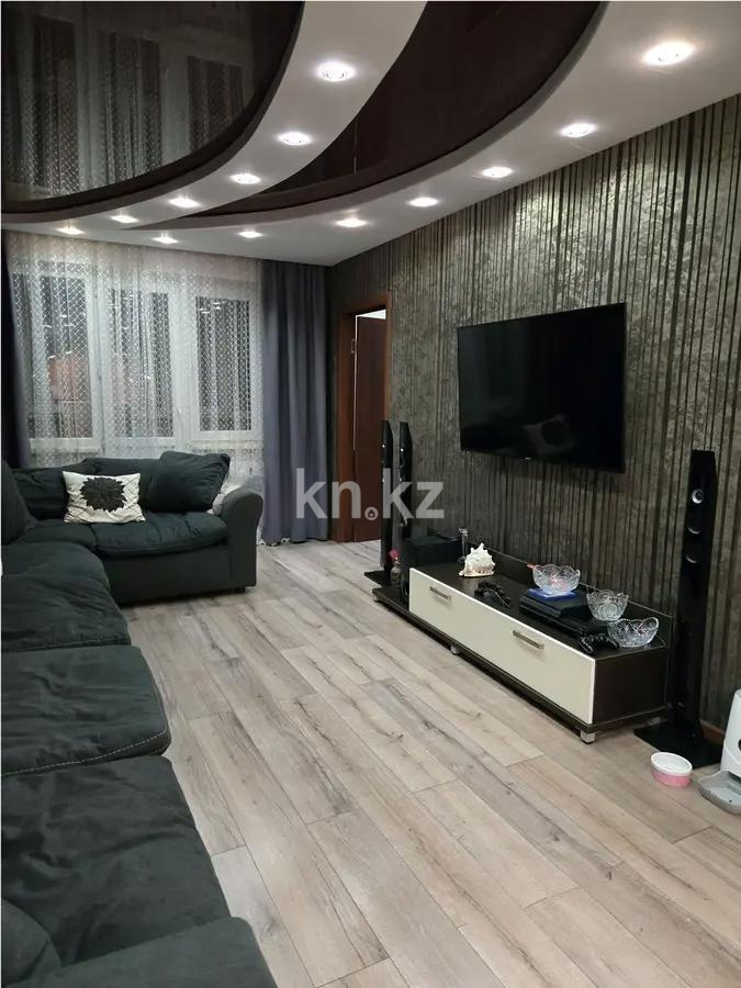 Продажа 5-комнатной квартиры, 102 м², мкр-н 10, дом  13 в Алматы