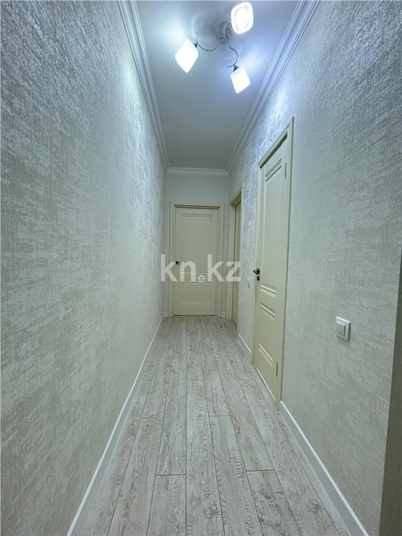 Продажа 4-комнатной квартиры, 134 м², ул. Нарикбаева в Астане - фото 12