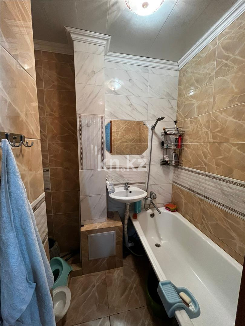 Продажа 4-комнатной квартиры, 61 м², мкр-н 15 - Продажа квартир в Караганде фото 7 из 9