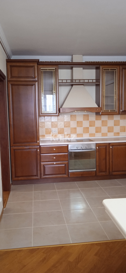 Аренда 3-комнатной квартиры, 160 м² - Аренда квартир помесячно в Астане фото 8 из 40