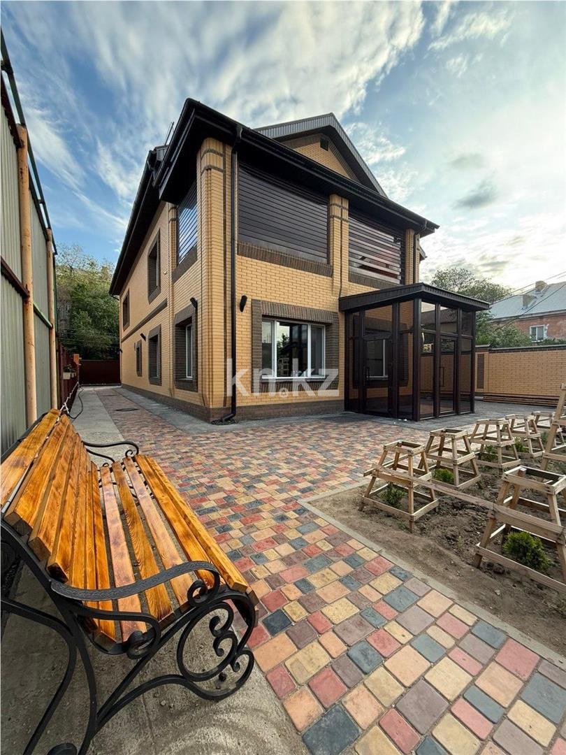 Продажа 8-комнатного дома, 347 м² - Продажа квартир в Семее фото 3 из 36