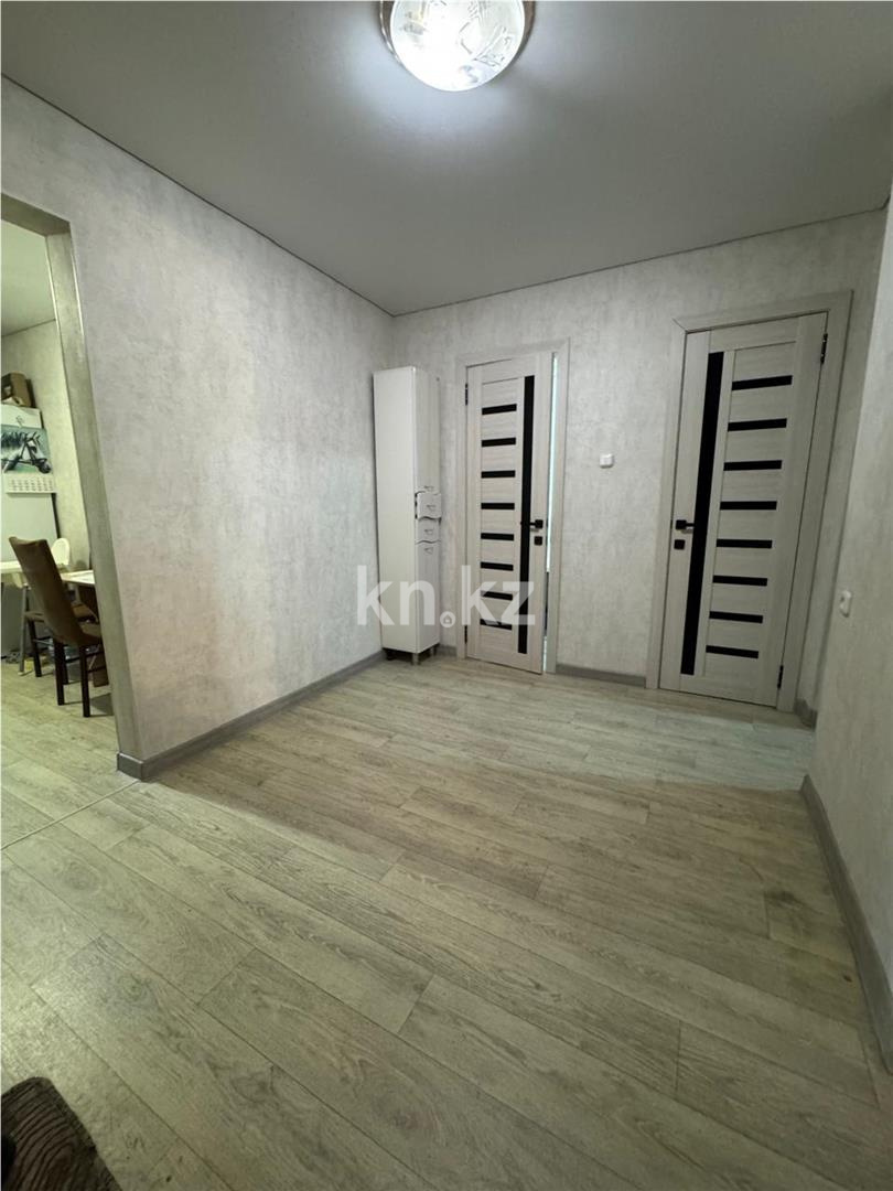 Продажа 2-комнатной квартиры, 51 м², ул. Аманжолова - Продажа квартир в Караганде фото 10 из 11