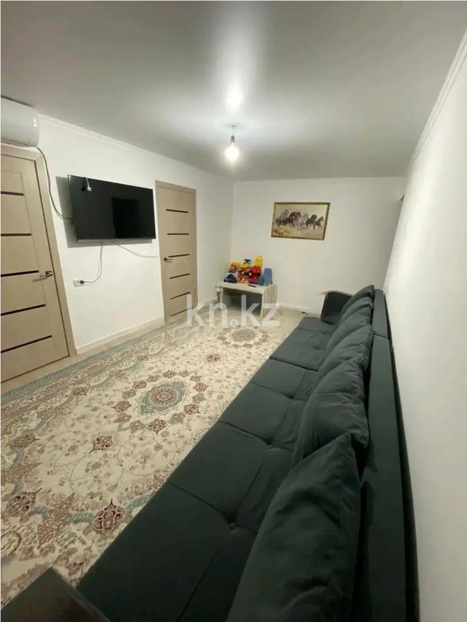 Продажа 4-комнатной квартиры, 64 м², ул. Орлова, дом  107 - Продажа  четырехкомнатных квартир в Караганде без посредников фото 1 из 6