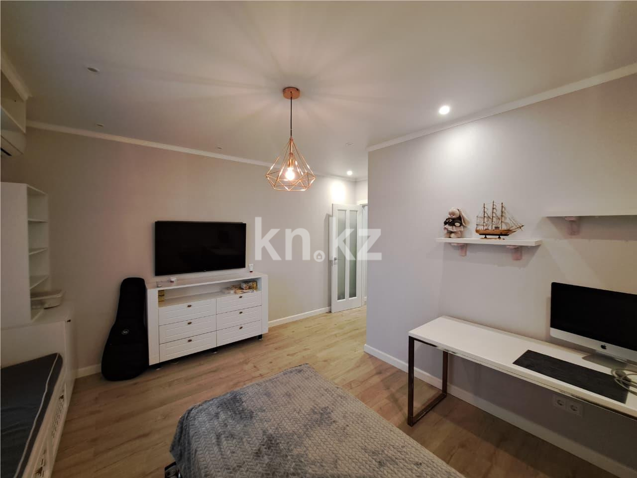 Продажа 3-комнатной квартиры, 76.4 м² в Астане - фото 9