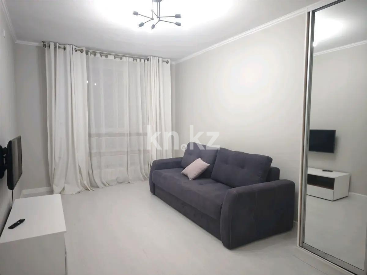 Продажа 1-комнатной квартиры, 38 м², ул. Нажимеденова, дом  27 в Астане