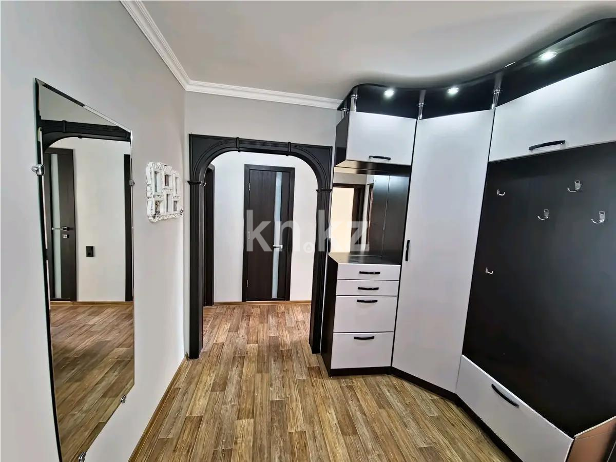 Продажа 3-комнатной квартиры, 63 м², мкр-н Степной-4, дом  2 в Караганде - фото 7