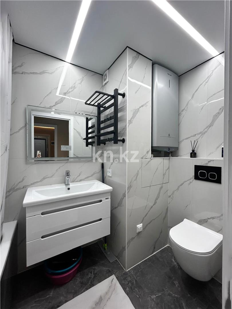 Продажа 5-комнатной квартиры, 96 м², мкр-н Голубые Пруды - Продажа  пятикомнатных квартир в Караганде фото 15 из 20