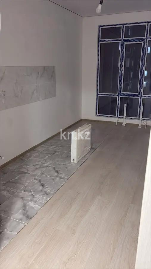 Продажа 3-комнатной квартиры, 63 м², ул. Омарова, дом  1 в Алматы - фото 2