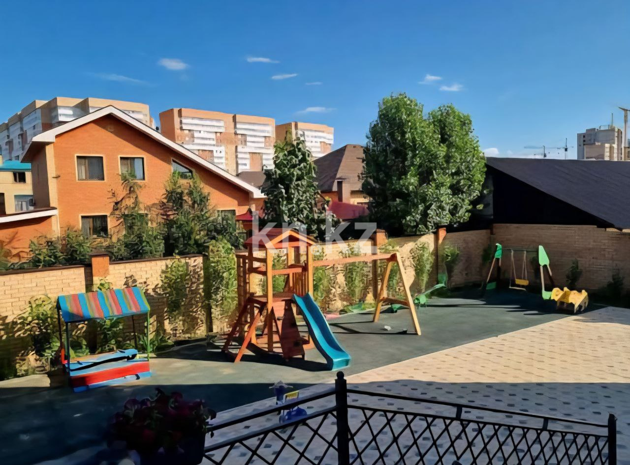 Продажа 4-комнатной квартиры, 122 м², ул. Кулкыбаева, дом  62 - Продажа  четырехкомнатных квартир в Караганде фото 6 из 22