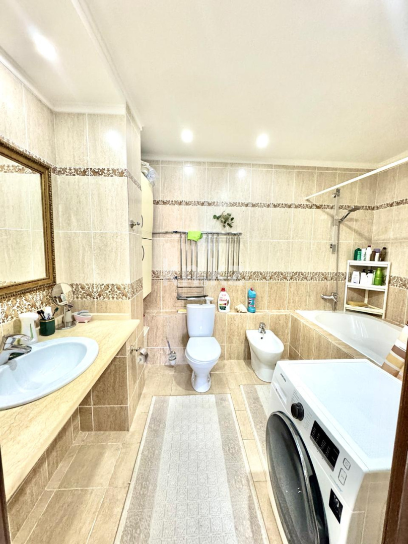 Продажа 4-комнатной квартиры, 140 м², ул. Иманбаевой, дом  7 в Астане - фото 19