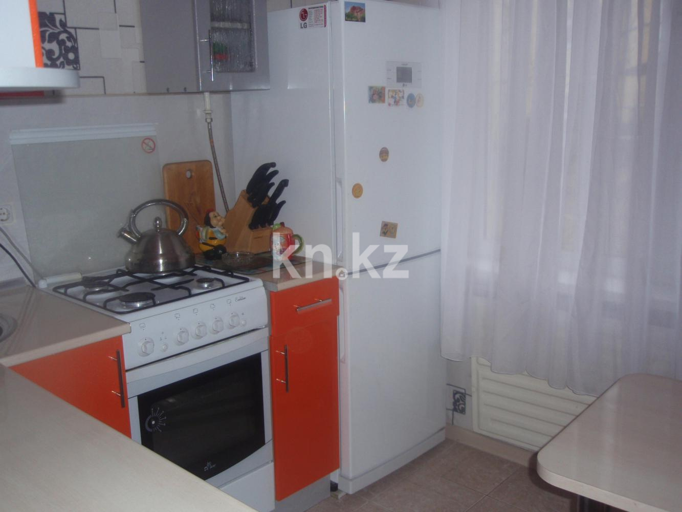 Аренда 2-комнатной квартиры посуточно, 54 м², ул. Мухита, дом  134 - Аренда жилой и коммерческой недвижимости в Уральске фото 3 из 5