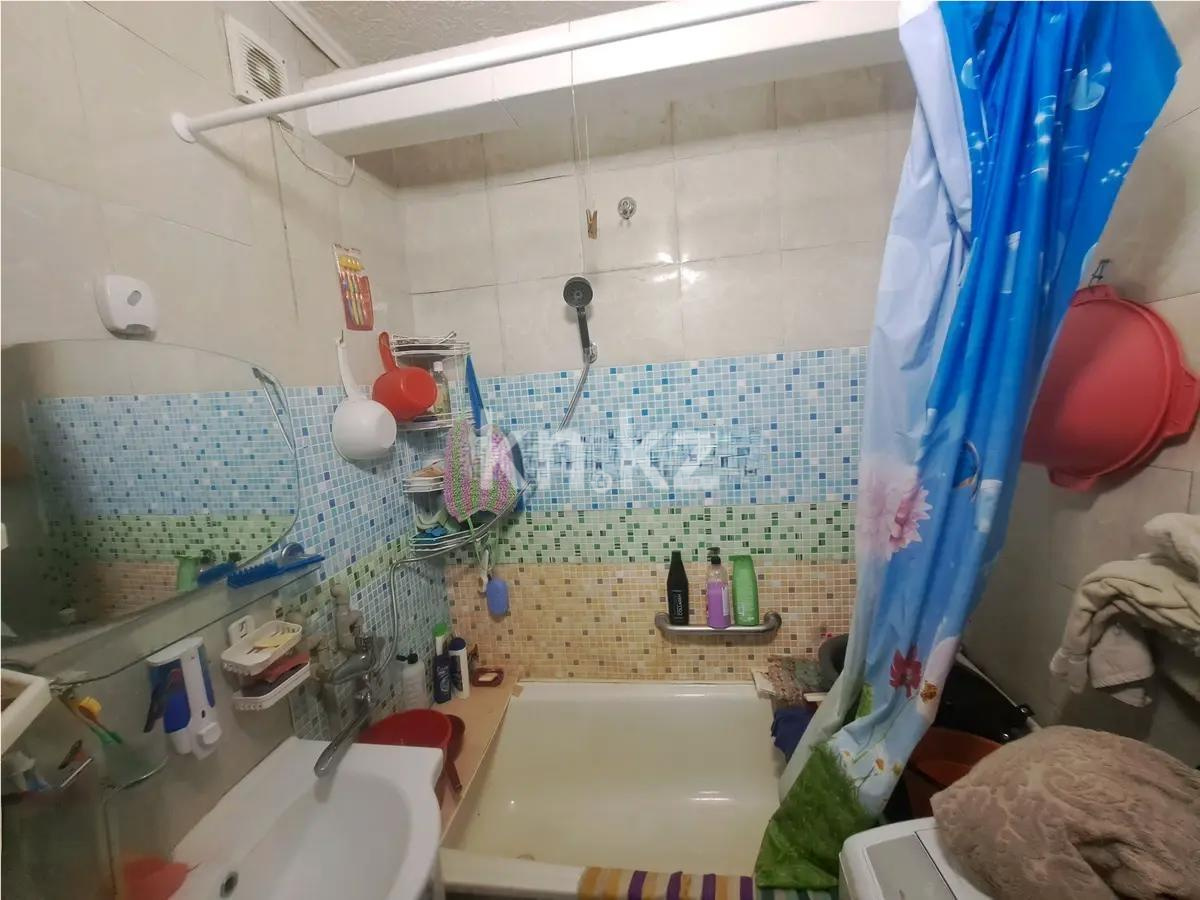 Продажа 2-комнатной квартиры, 46 м², ул. Жекибаева, дом  127 в Караганде - фото 4
