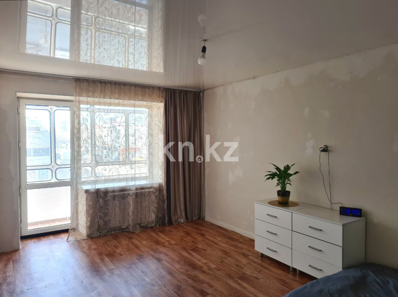 Продажа 2-комнатной квартиры, 52 м², ул. Кабанбай Батыра, дом  99 - Продажа квартир в Усть-Каменогорске фото 1 из 27