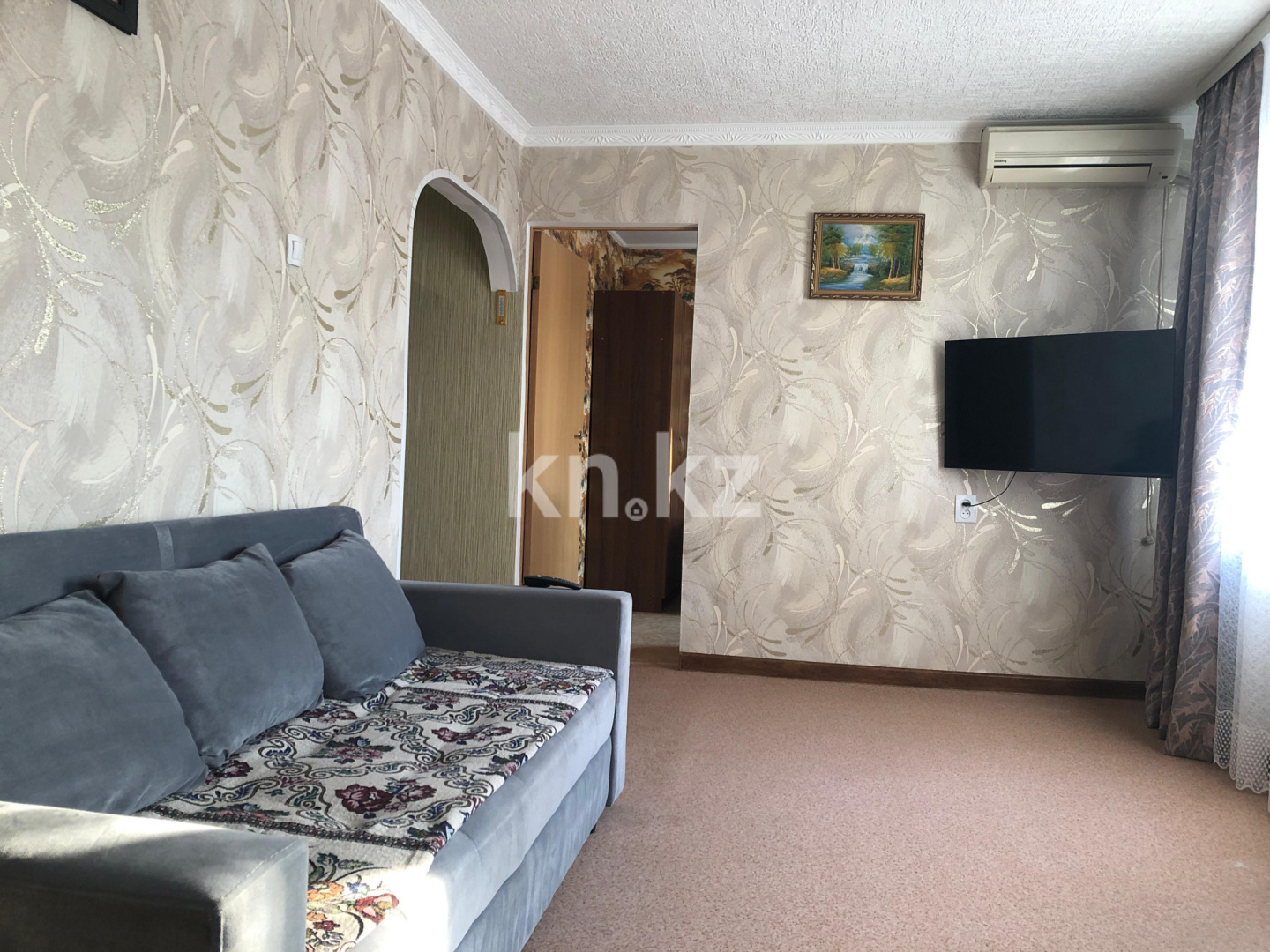 Аренда 3-комнатной квартиры, 62 м², ул. Ауэзова, дом  165 - бул. Бухар Жырау - Аренда  трехкомнатных квартир помесячно в Алматы фото 1 из 19