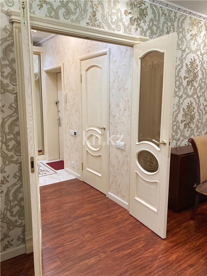 Продажа 3-комнатной квартиры, 84 м², пр. Шахтеров, дом  74 в Караганде - фото 9