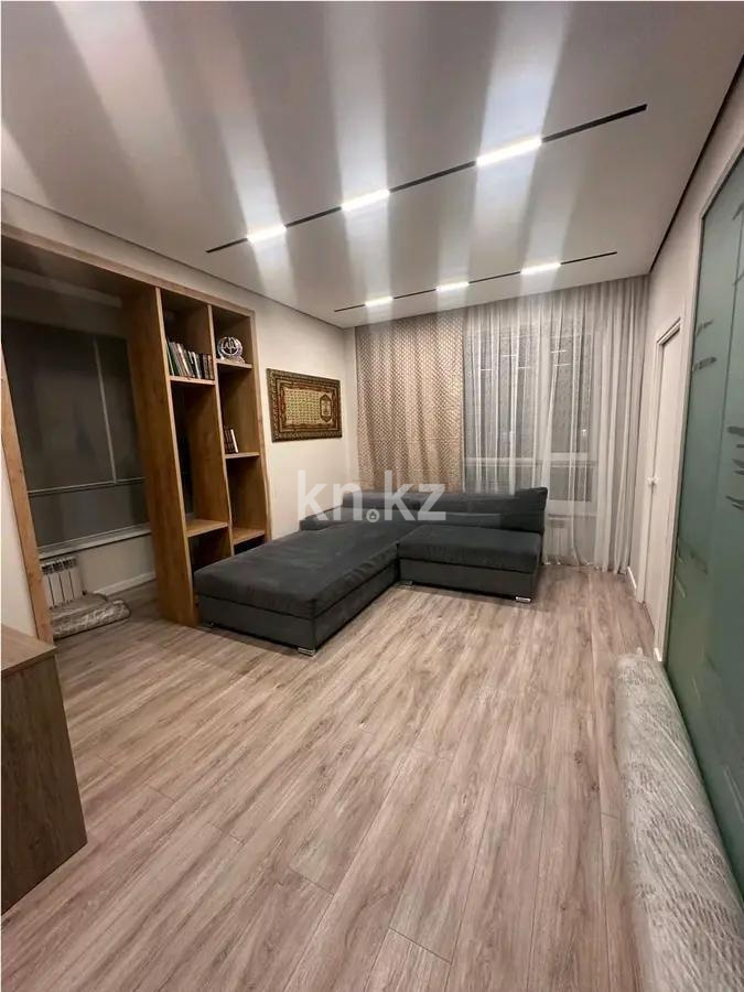Продажа 3-комнатной квартиры, 72 м², ул. Катаева, дом  218 - Продажа  трехкомнатных квартир в Алматы с фото фото 1 из 6
